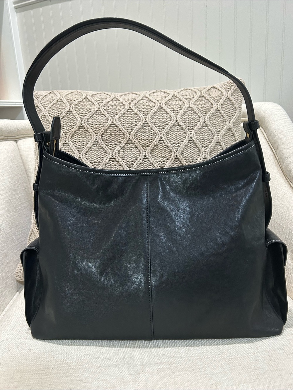 Songmont Medium Yore Hobo Bag - Onyx Black Leather ( Excellent Condition) - Picture 3 of 13